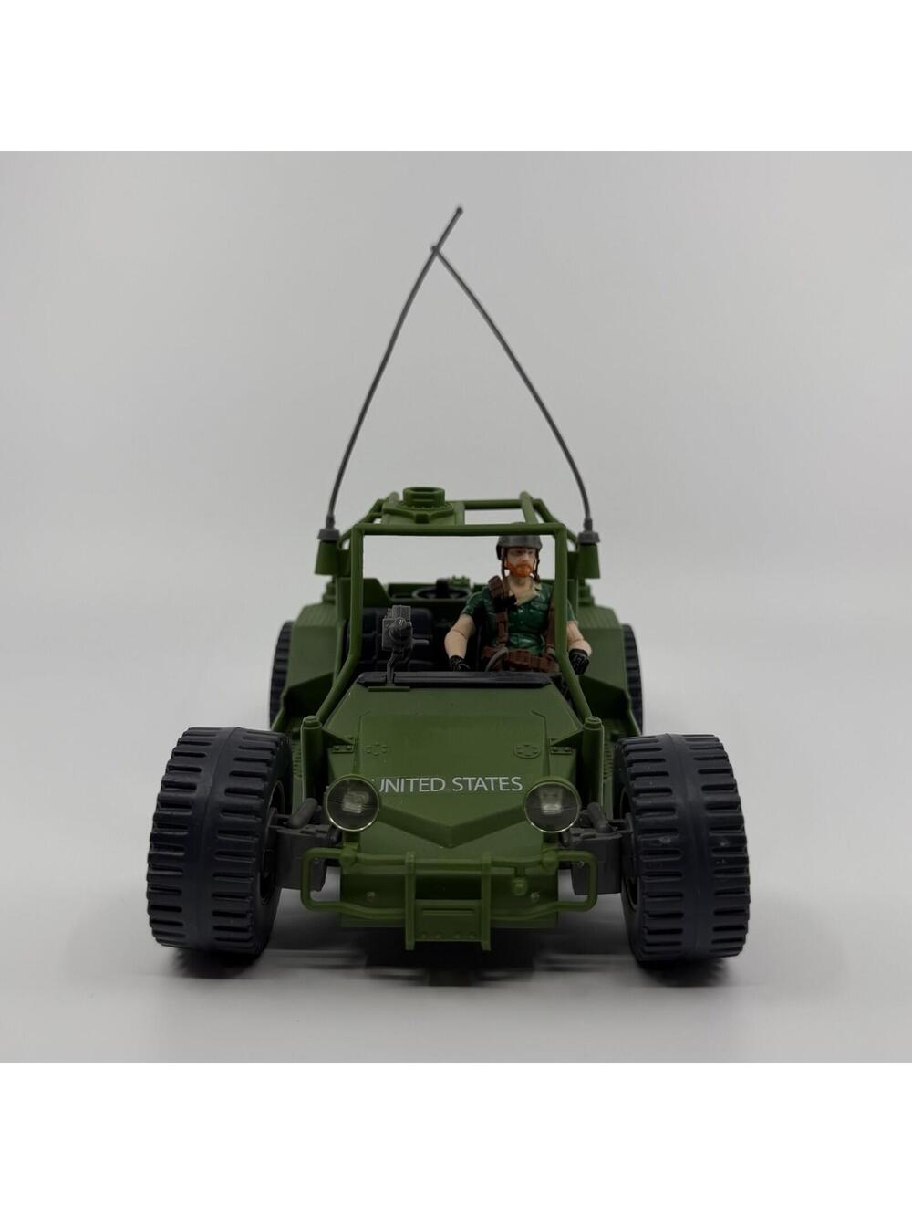 G.I. JOE - Vintage 1985 Near Complete A.W.E. STRIKER  1985 With Crankcase